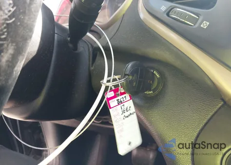 2017 Jeep Cherokee Latitude Fwd from USA, damaged, VIN 1C4PJLCB7HW592175